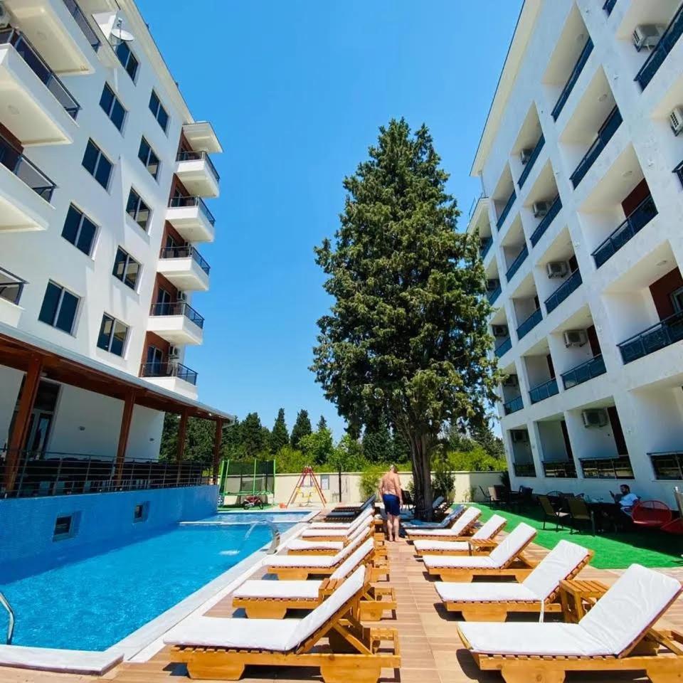 Hotel Hoti II Rizo Ulcinj Velika Plaza Luaran gambar